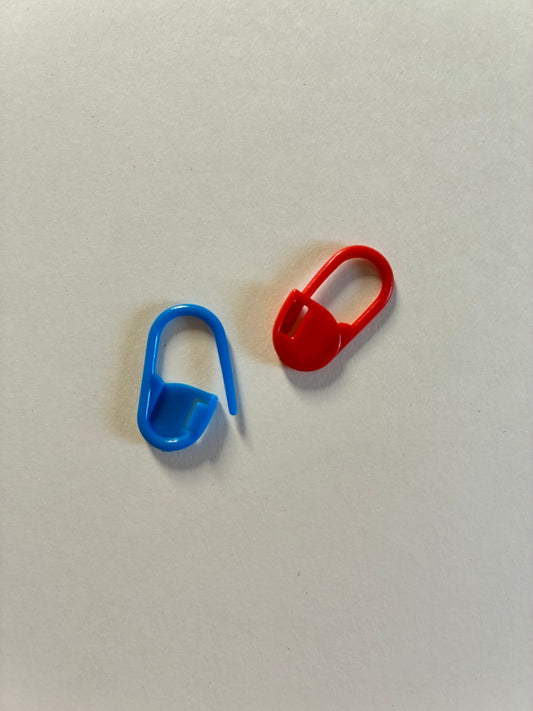 Marqueur en plastique avec fermoir