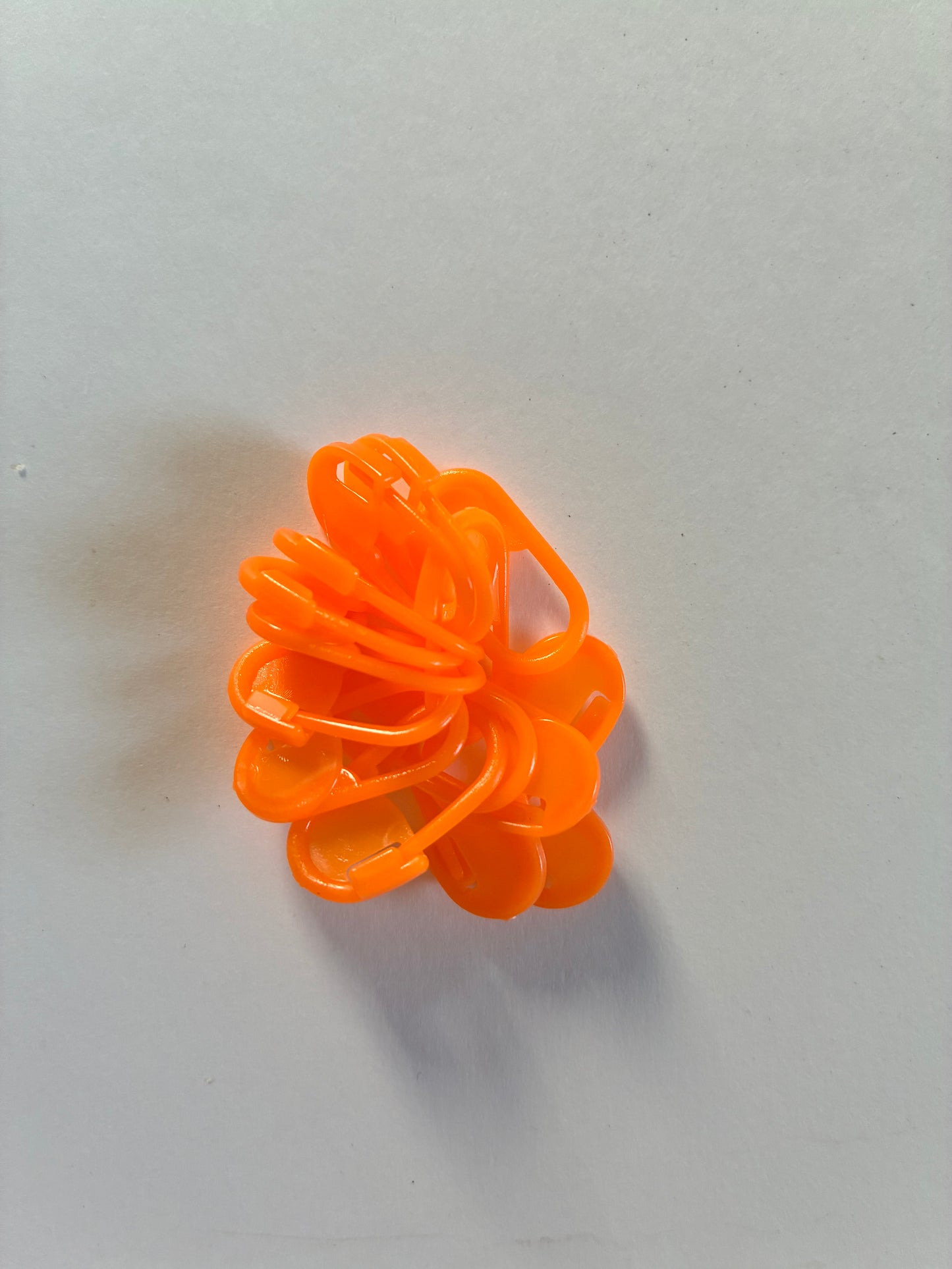 Marqueur en plastique avec fermoir