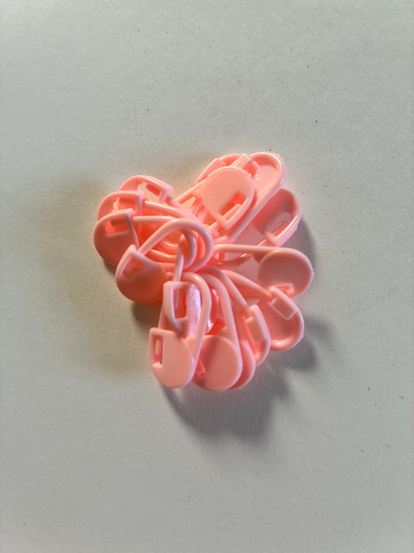 Marqueur en plastique avec fermoir